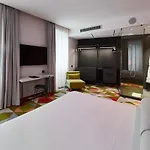 Mytale Creative Academy Otel