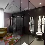 Mytale Creative Academy Otel