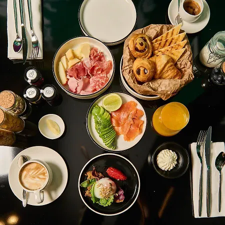 호텔 Mytale Creative Academy 4*