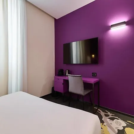 Mytale Creative Academy 4* 로마