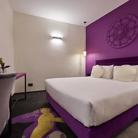 Mytale Creative Academy 4*