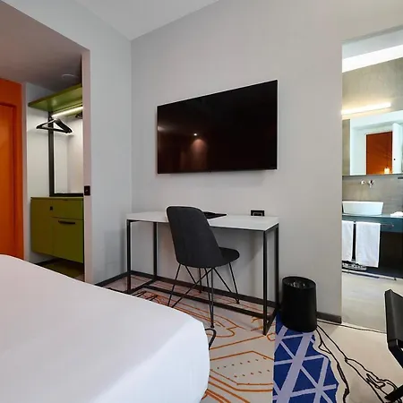 Mytale Creative Academy 로마