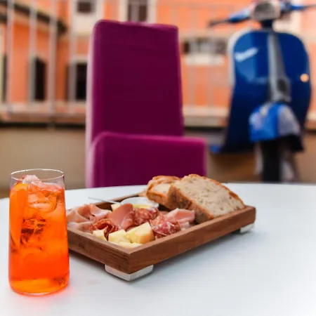 Mytale Creative Academy 4*