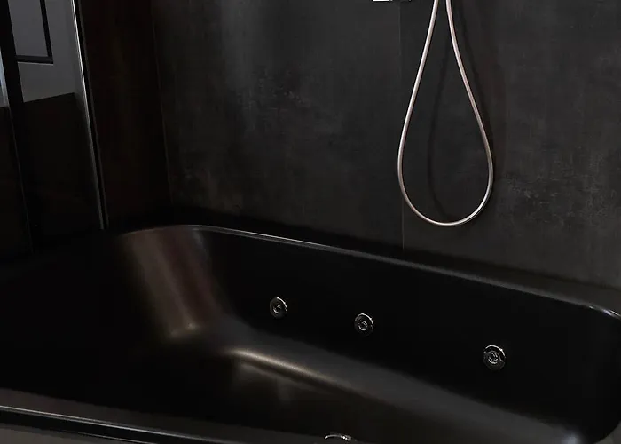 Mytale Creative Academy فندق