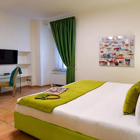 Mytale Creative Academy 4* Řím
