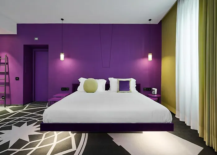 Mytale Creative Academy Rom