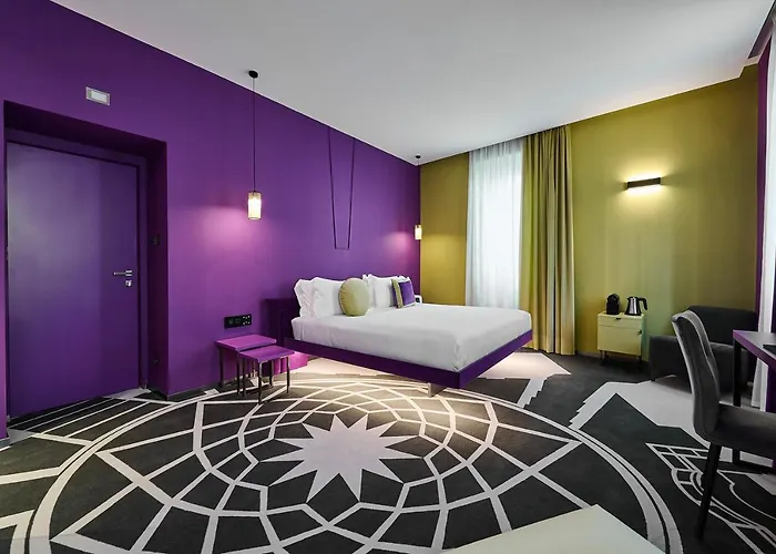 Mytale Creative Academy 4*