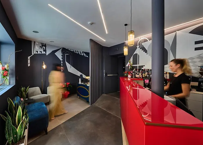 Mytale Creative Academy 4*